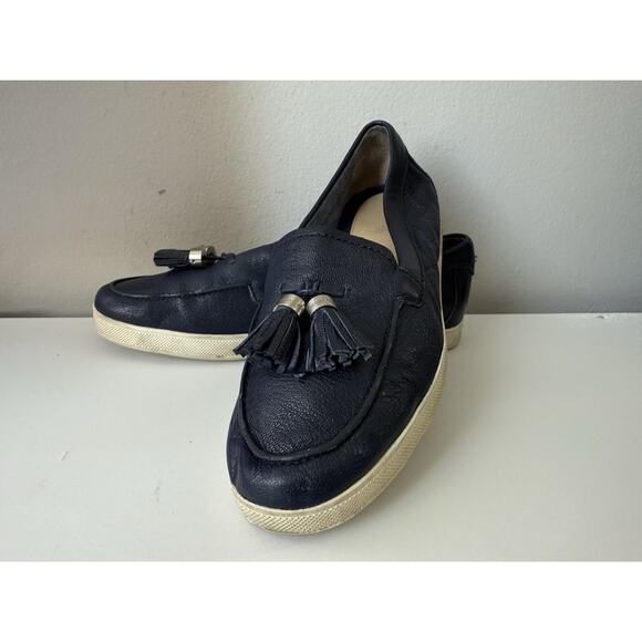 MICHAEL KORS CALLAHAN TASSEL BLUE LEATHER SLIP ON LOAFERS WOMENS SZ 8 - Picture 2 of 9